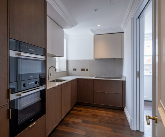 Esclusiva: 6 Charles Street, Mayfair – Appartamento con 2 Camere da Letto, Terzo Piano - 6/13