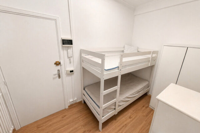 EDEN PARK - CHAMBRE DE BONNE - À LOUER